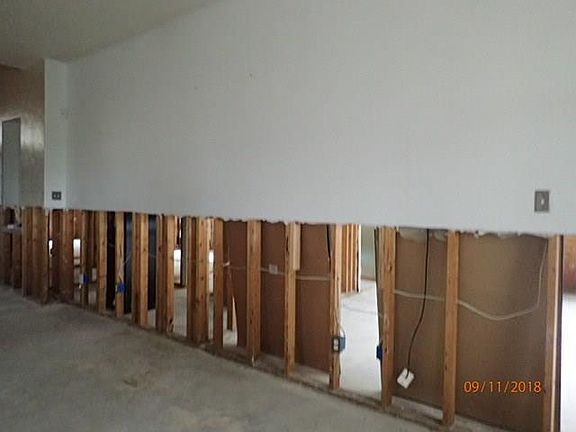 5th image of 5706 Overton Park Dr
