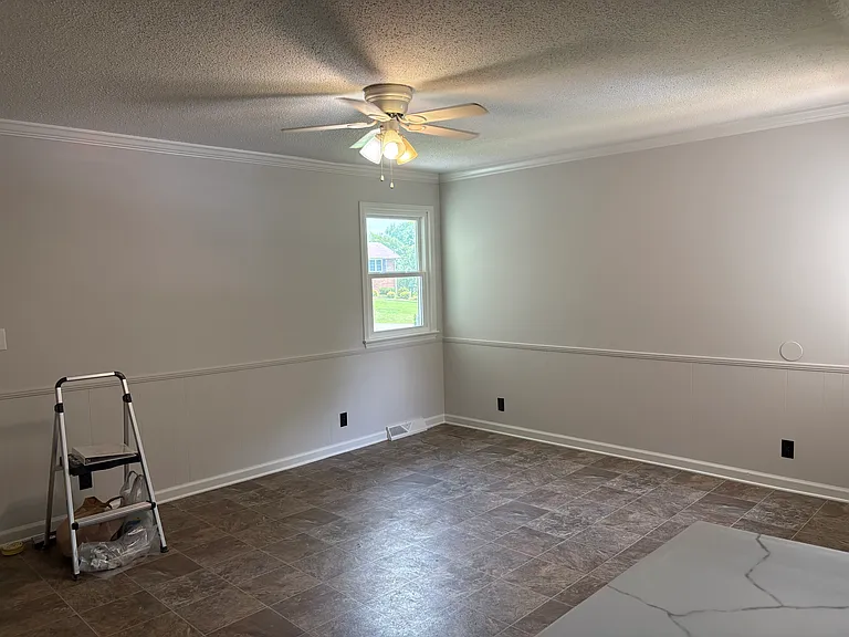 328 Lookout Dr — Photo 9