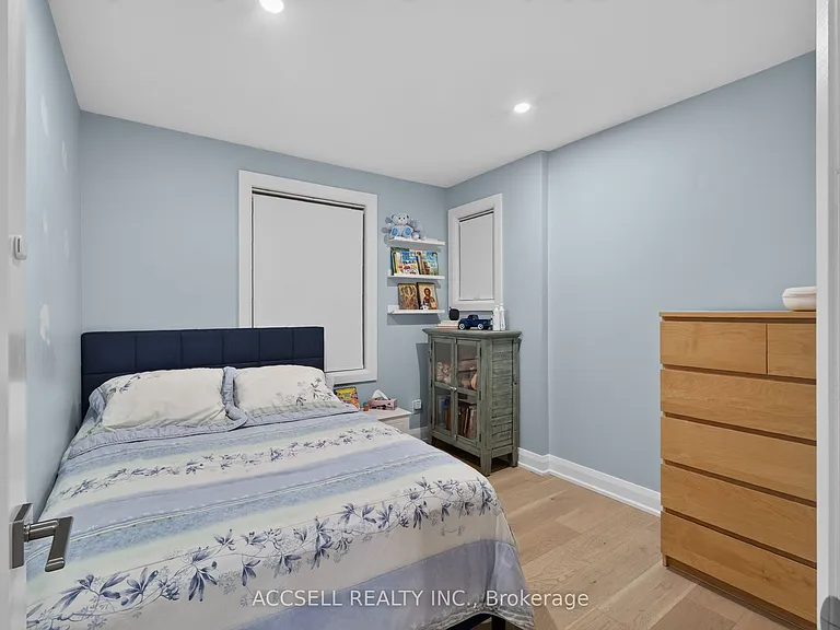 10 Sylla Ave — Photo 20