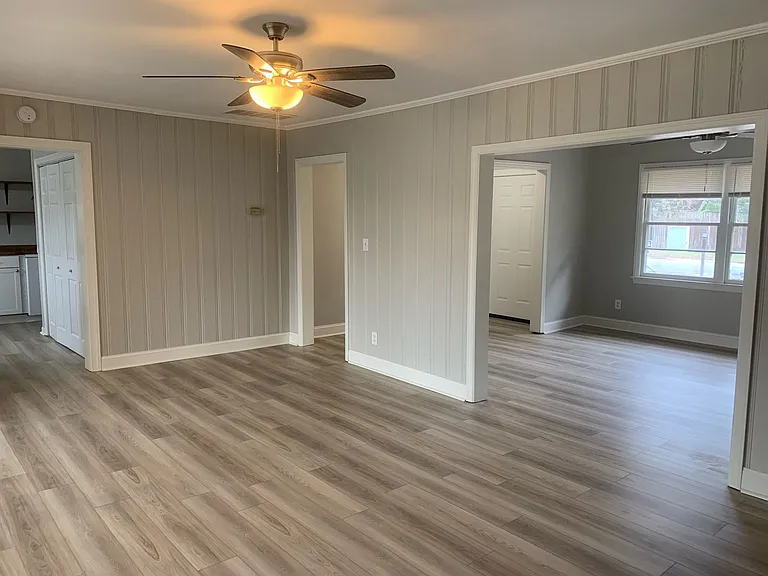 5 Berkley Pl — Photo 5
