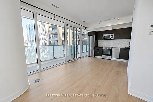 42 Charles St E #1804 Photo 1