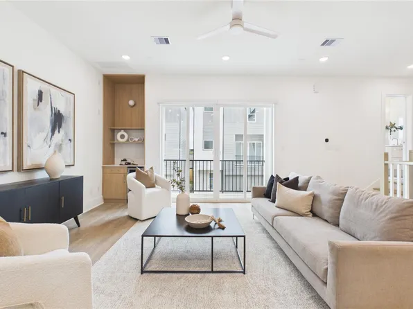 606 Skyland Terrace Way, Houston, TX 77009