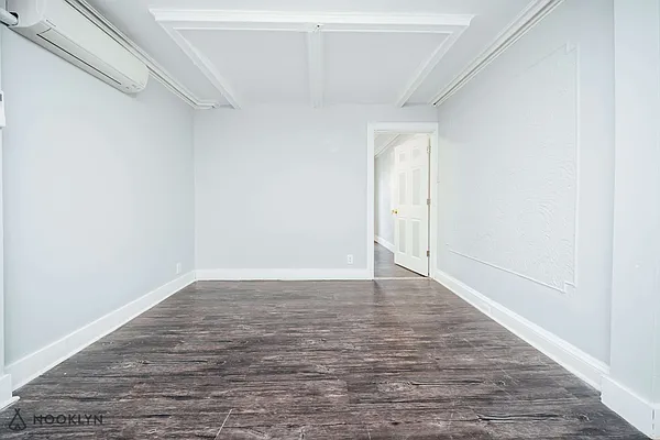 Rented by Nooklyn NYC LLC | media 19