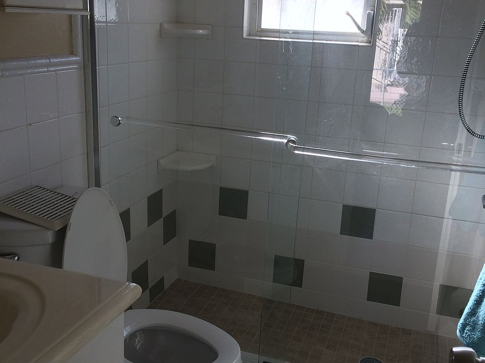 1st image of 2225 Johnson St