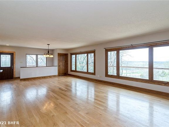 2nd image of 8110 NW Beaver Dr