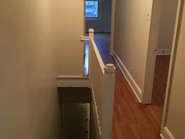 5560 Market St #2 — Photo 6