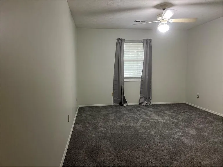 1648 Raleigh Cir SE — Photo 14