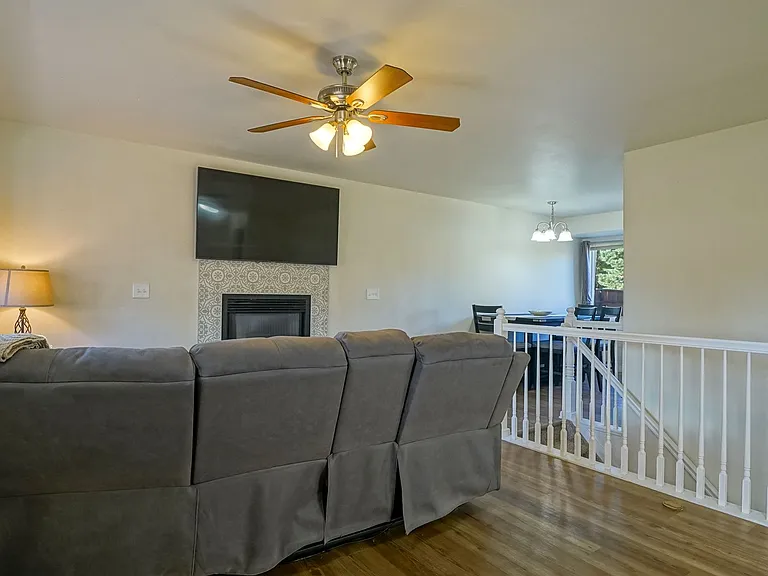 5038 Chariot Dr — Photo 34