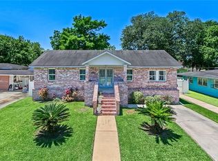 4564 Piety Dr, New Orleans, LA 70126