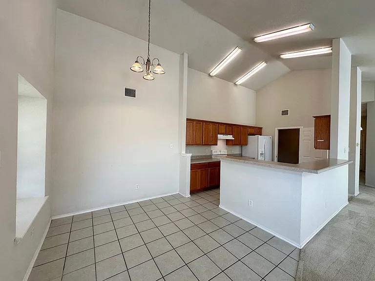 4700 Sydney Harbour Ct — Photo 8