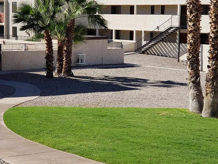 500 Lake Havasu Ave S #B10 — Photo 3