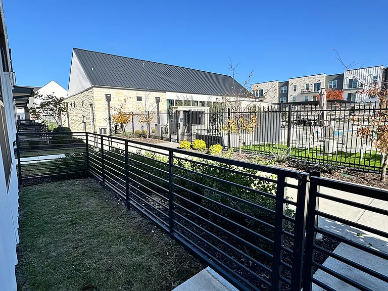 2102 Legacy Dr #TCR — Photo 46