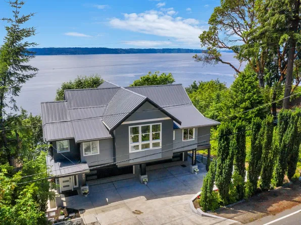15901 Maplewild Ave SW #A, Seattle, WA 98166
