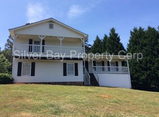 502 Barbara Ct, Woodstock, GA 30188