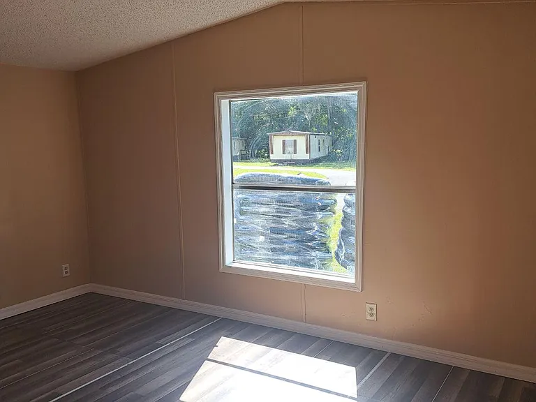 5100 NW Gainesville Rd #13 — Photo 8