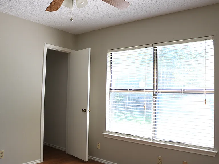 4107 Sunrise Point Dr — Photo 8
