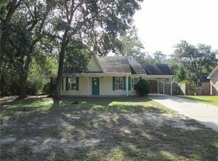 825 Lime St, Ocean Springs, MS 39564