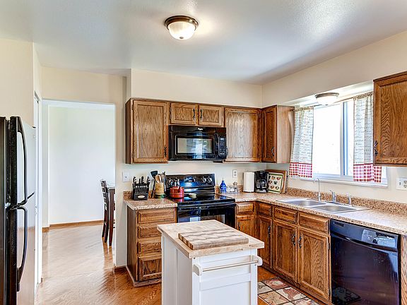 5th image of 11161 Brownstone Dr