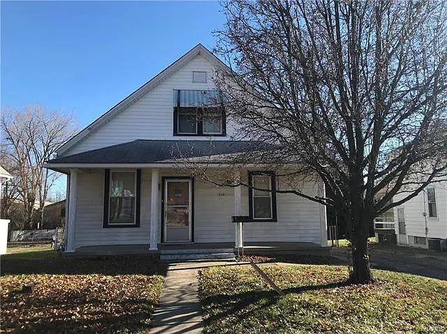214 Springer Ave photo 1