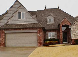 2710 N 16th Pl E, Broken Arrow, OK 74012