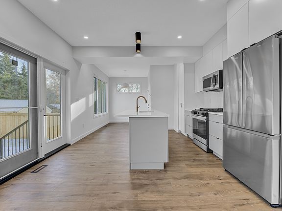 3rd image of 11711 129th St NW #3