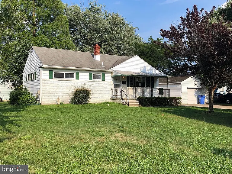 224 Moldoff Rd — Photo 1