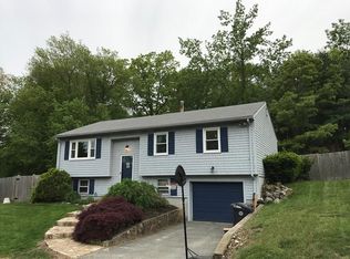 37 Black Walnut Dr, Coventry, RI 02816
