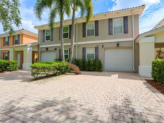 2nd image of 5729 Cove Cir
