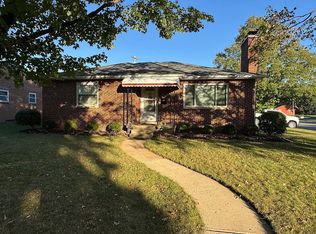 284 Topsfield Rd, Columbus, OH 43228