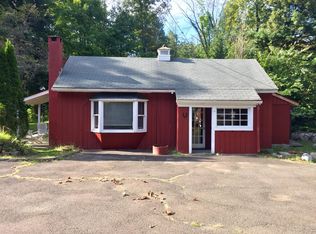 250 Simpaug Tpke, Redding, CT 06896