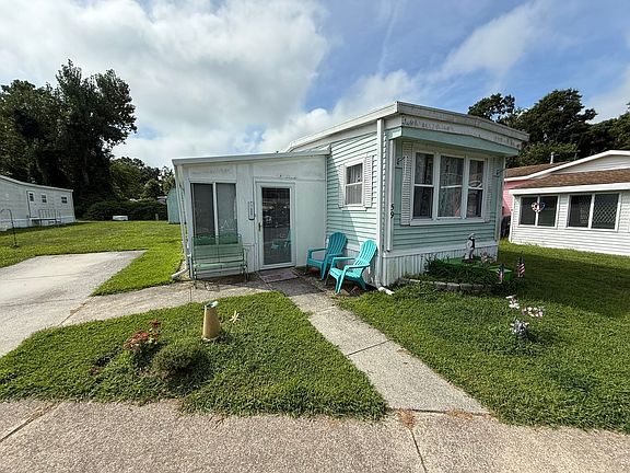 3rd image of 59 Westwood Dr W Lot 59