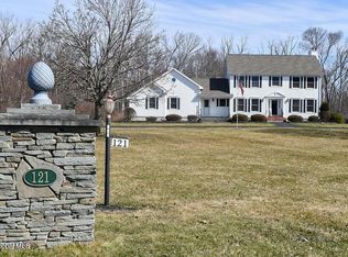 121 Stony Ln, Valatie, NY 12184