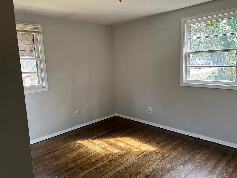 471 Cologne Dr SE — Photo 6