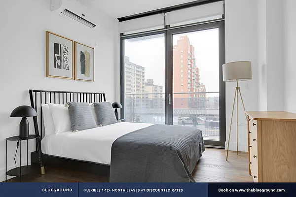 Rented by The Blueground | media 32