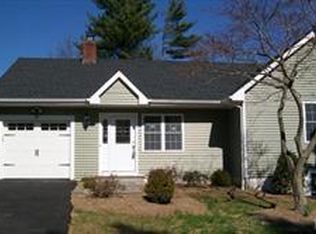 36 Westlake Dr, Valhalla, NY 10595