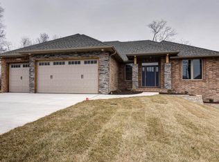 5314 S Twelve Oaks Rd, Springfield, MO 65810