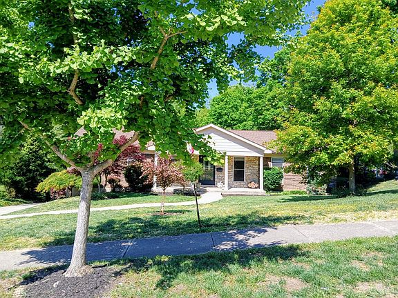 2nd image of 2751 Westbrook Dr