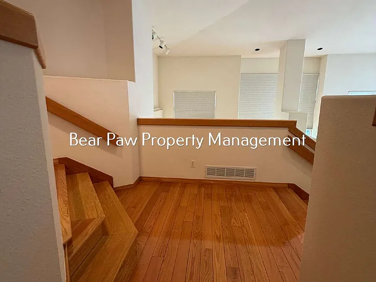 1419 Tamarac Dr — Photo 3