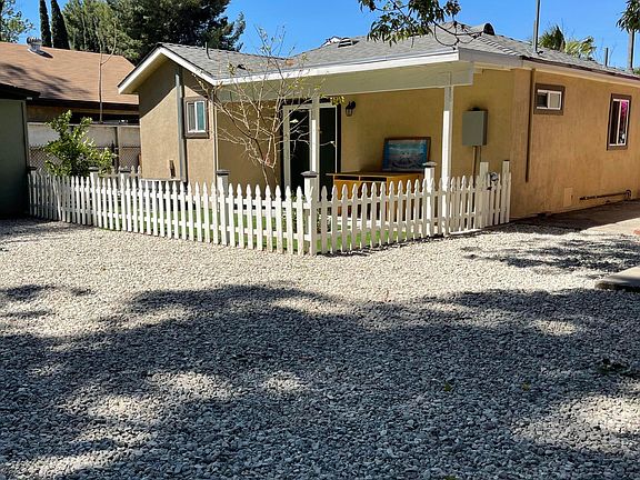 3rd image of 9532 Aqueduct Ave