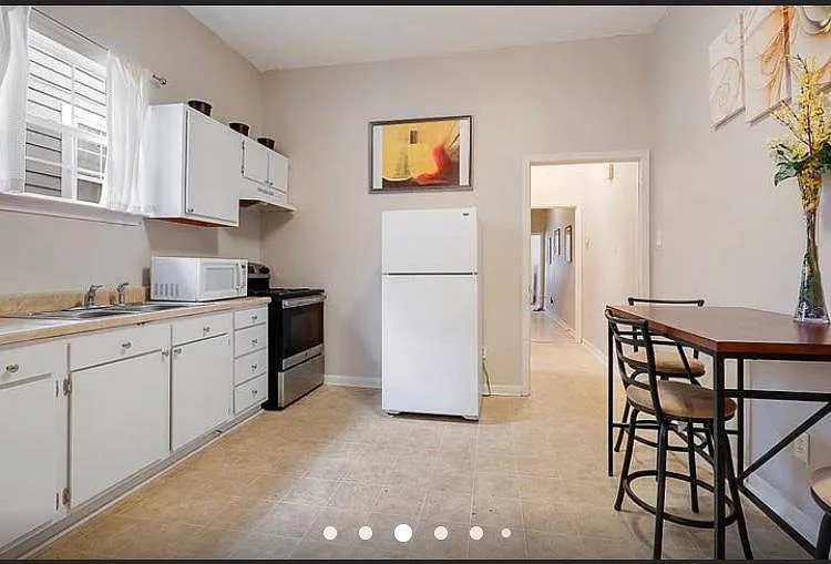 632 S Rendon St — Photo 5