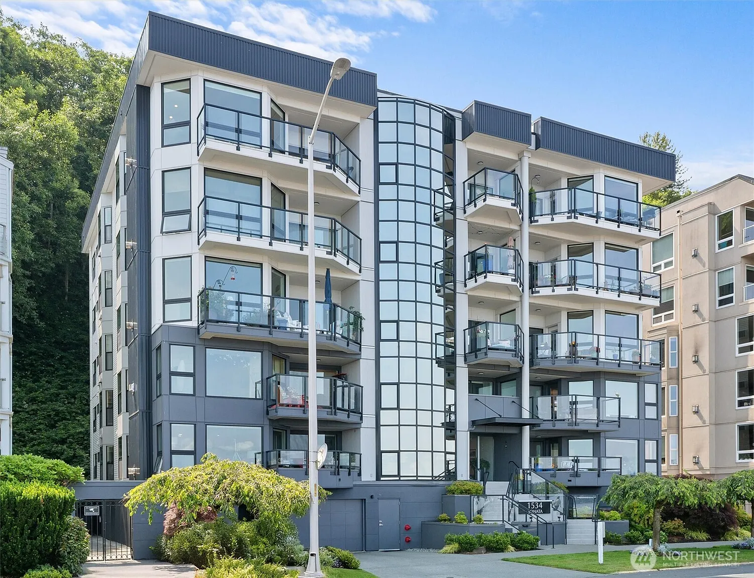 1534 Alki Avenue SW #502 photo 1