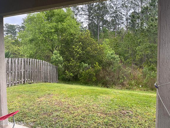 3rd image of 1917 Old Moss Ln