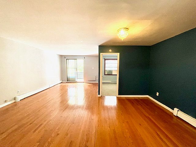 1st image of 65-47 Saunders St #2