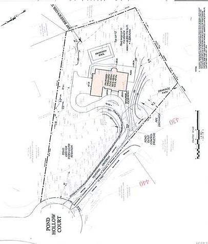 2nd image of 26 Pond Hollow Ct