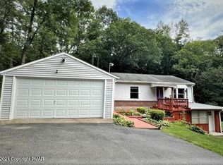 3628 Shafers Schoolhouse Rd, Stroudsburg, PA 18360