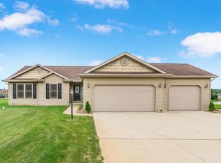 20048 Amethyst Dr, Goshen, IN 46528