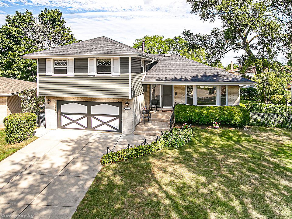 1st image of 10619 Lockwood Ct