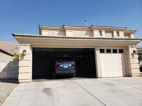 3rd image of 462 Mountain Estates Dr