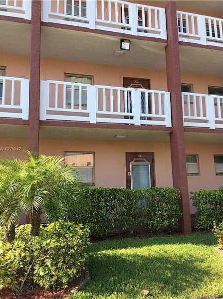 1st image of 9421 Sunrise Lakes Blvd APT 106