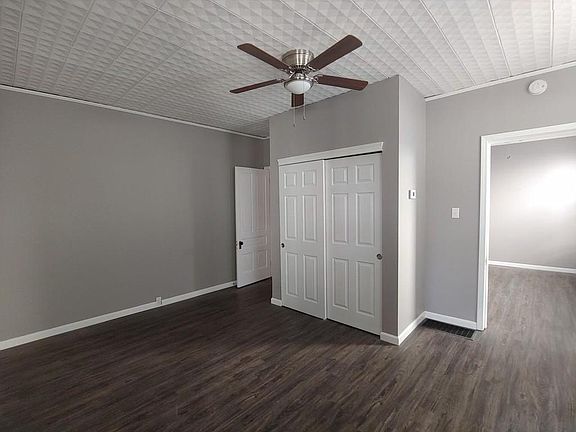 4th image of 96 Albert St Unit 1
